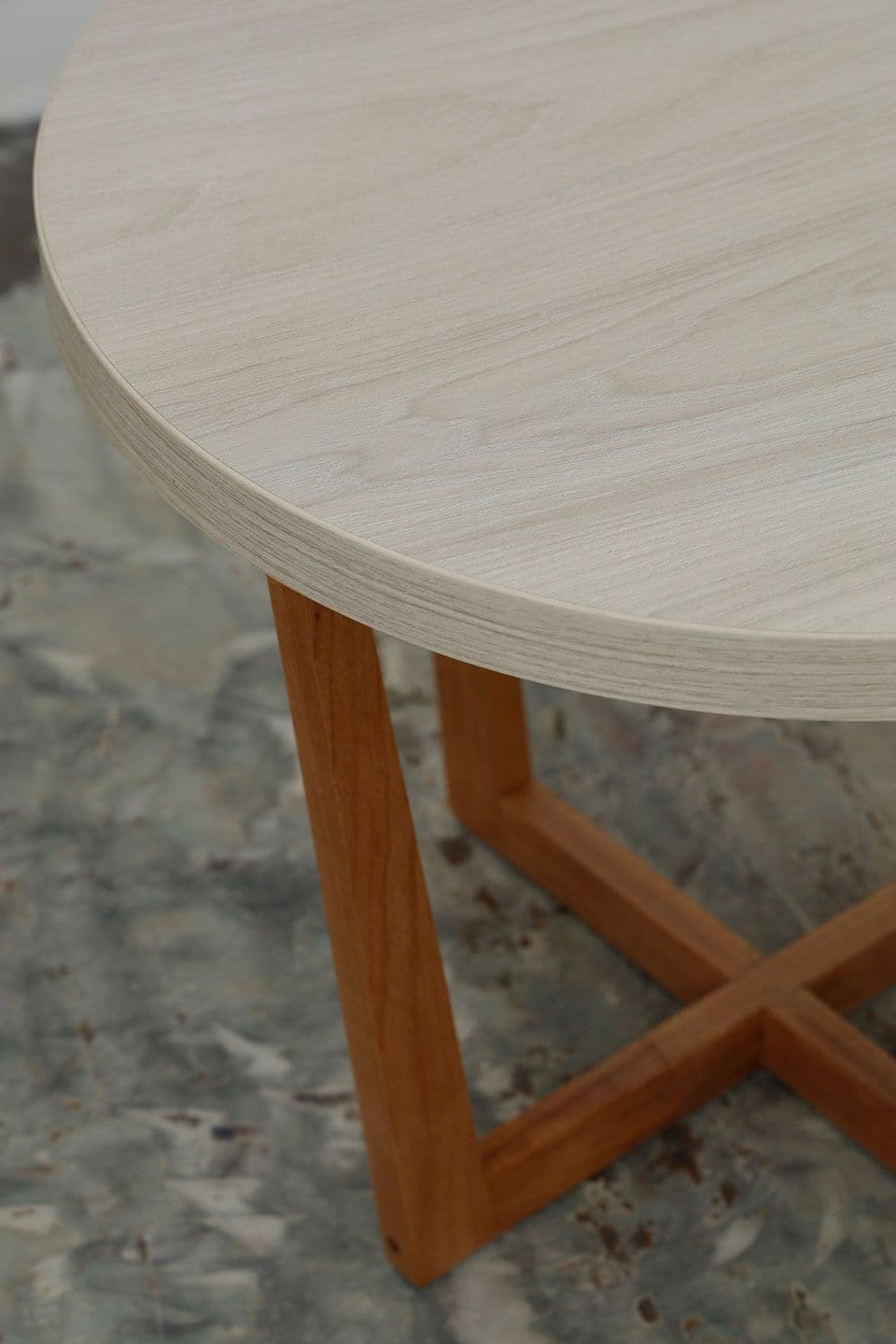 Mesa Lateral Galván