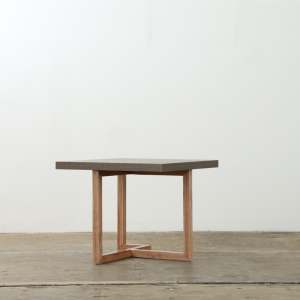Mesa Lateral Tamayo